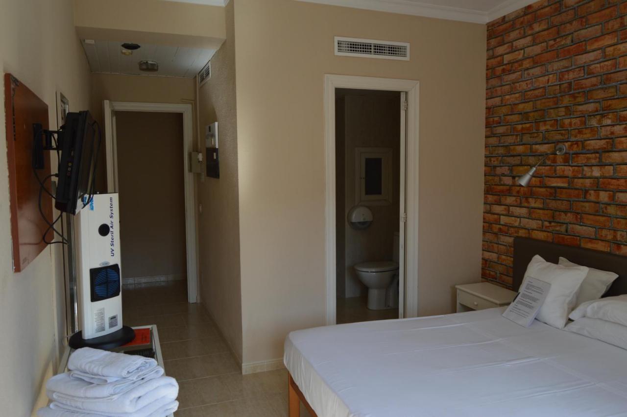 Hostal Mar Del Plata (Adults Only) El Arenal  Exteriér fotografie