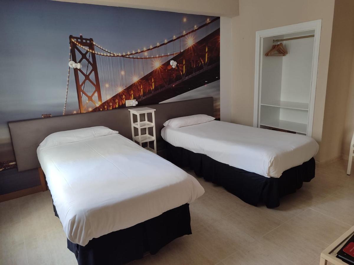 Hostal Mar Del Plata (Adults Only) El Arenal  Exteriér fotografie