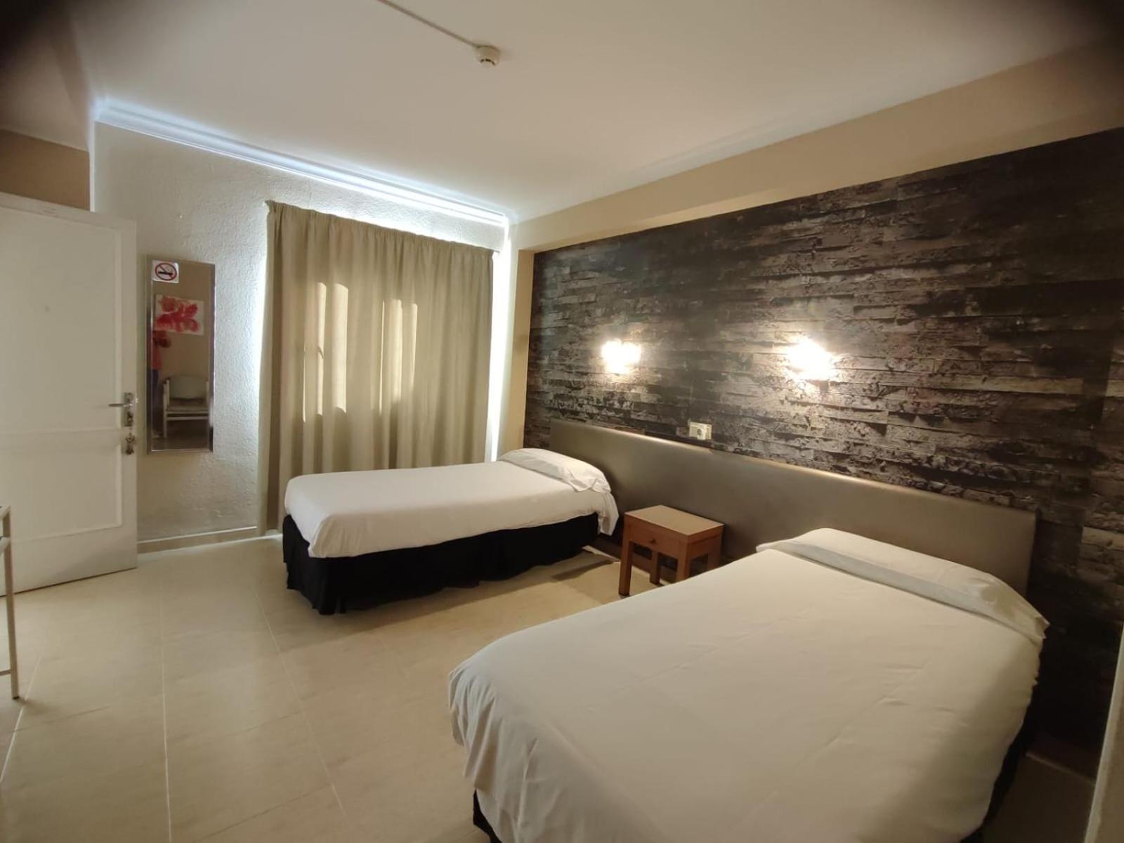 Hostal Mar Del Plata (Adults Only) El Arenal  Exteriér fotografie